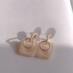 2/25 Chic modern geometric earrings